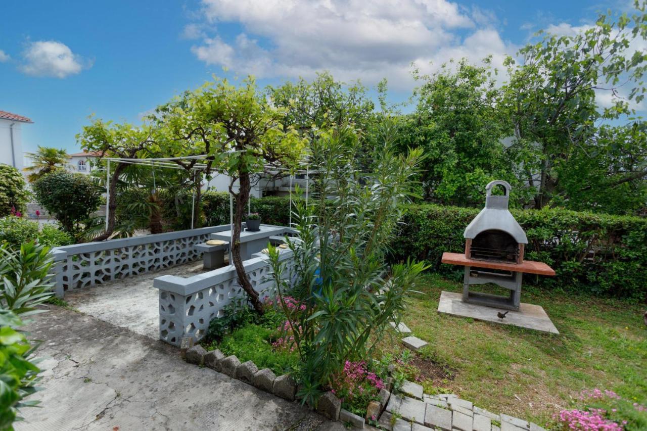 Adrijana 2 Apartment Krk Town Exterior photo